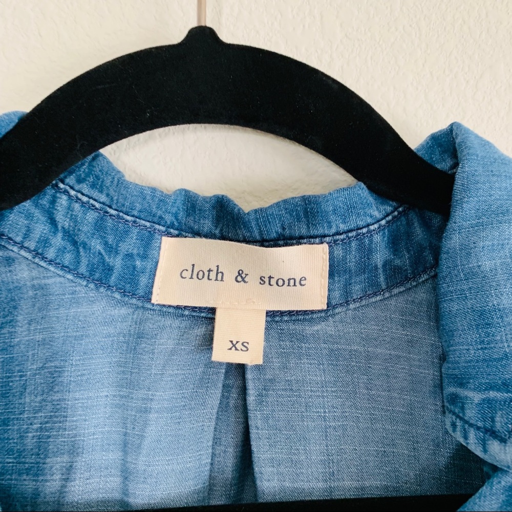 Cloth and Stone Denim Chambray Split Back Top - Picture 4 of 6